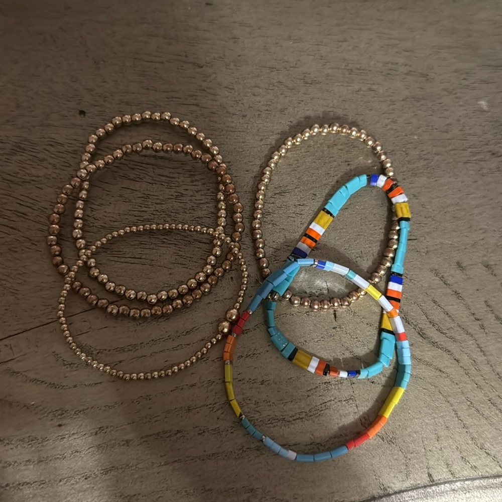 Beaded brackets